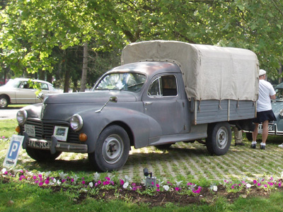 1955 Peugeot 203 U6 Camionette (Pick-up Truck)
